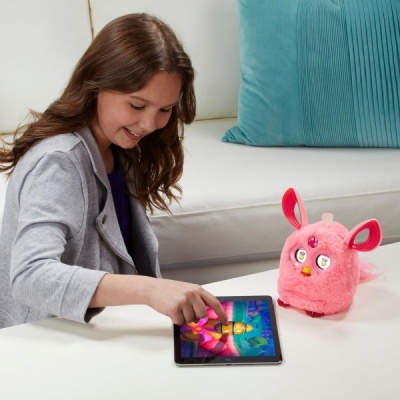  Hasbro Furby Connect  -    